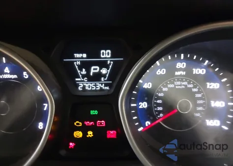 2016 Hyundai Elantra Se z USA, uszkodzony, nr VIN 5NPDH4AE2GH663577